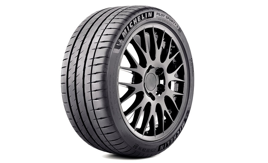 Pilot Sport 4 S będzie stanowić oryginalne wyposażenie ponad 60 modeli aut. Opona jest dostępna w sprzedaży od stycznia 2017 roku w 34 rozmiarach na koła 19- i 20-calowe