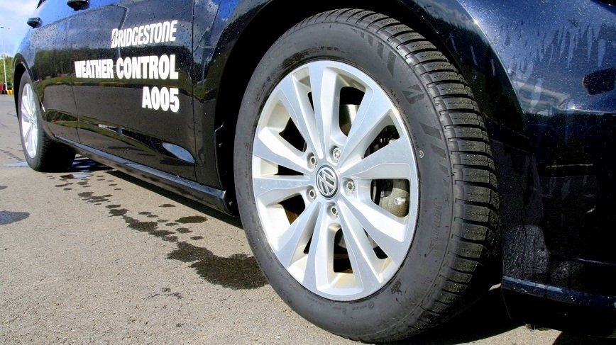 Bridgestone Weather Control A005. 